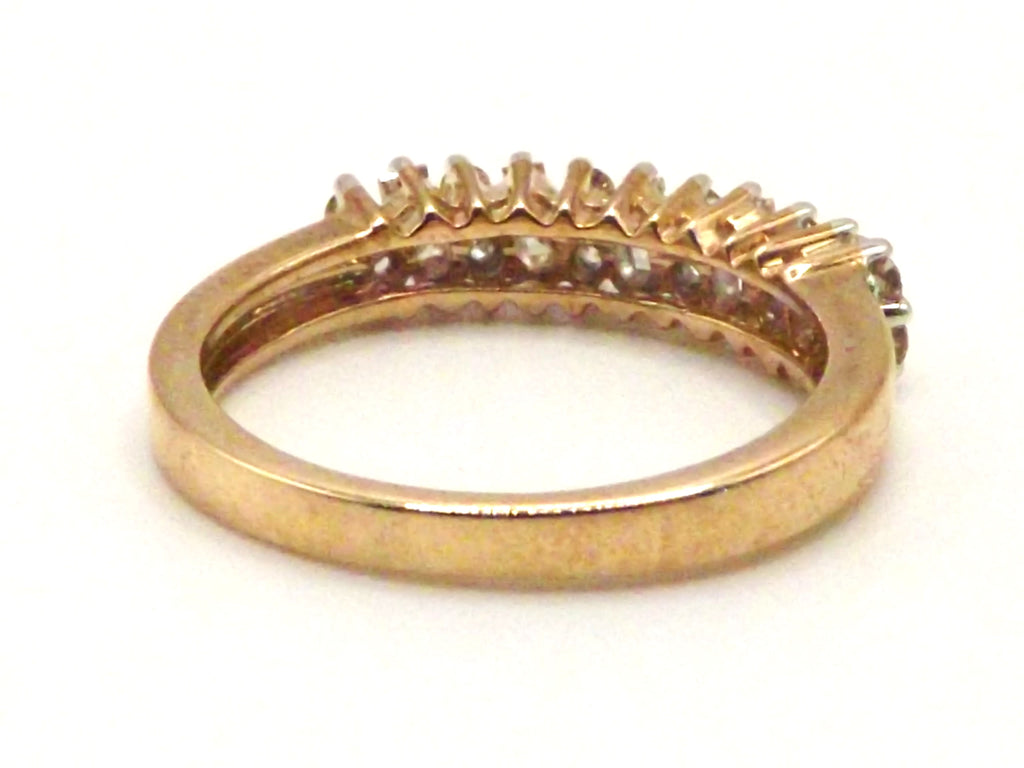 9 ct Yellow Gold ring with 0.50 ct diamonds