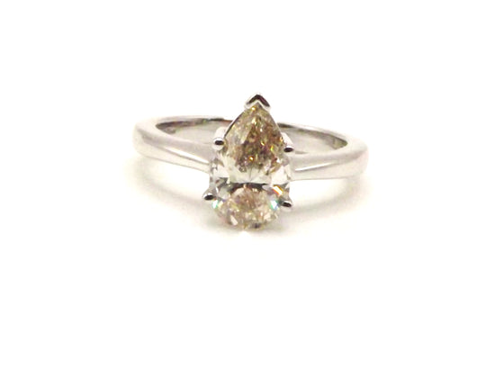 18ct White Gold Pear Cut Diamond Ring