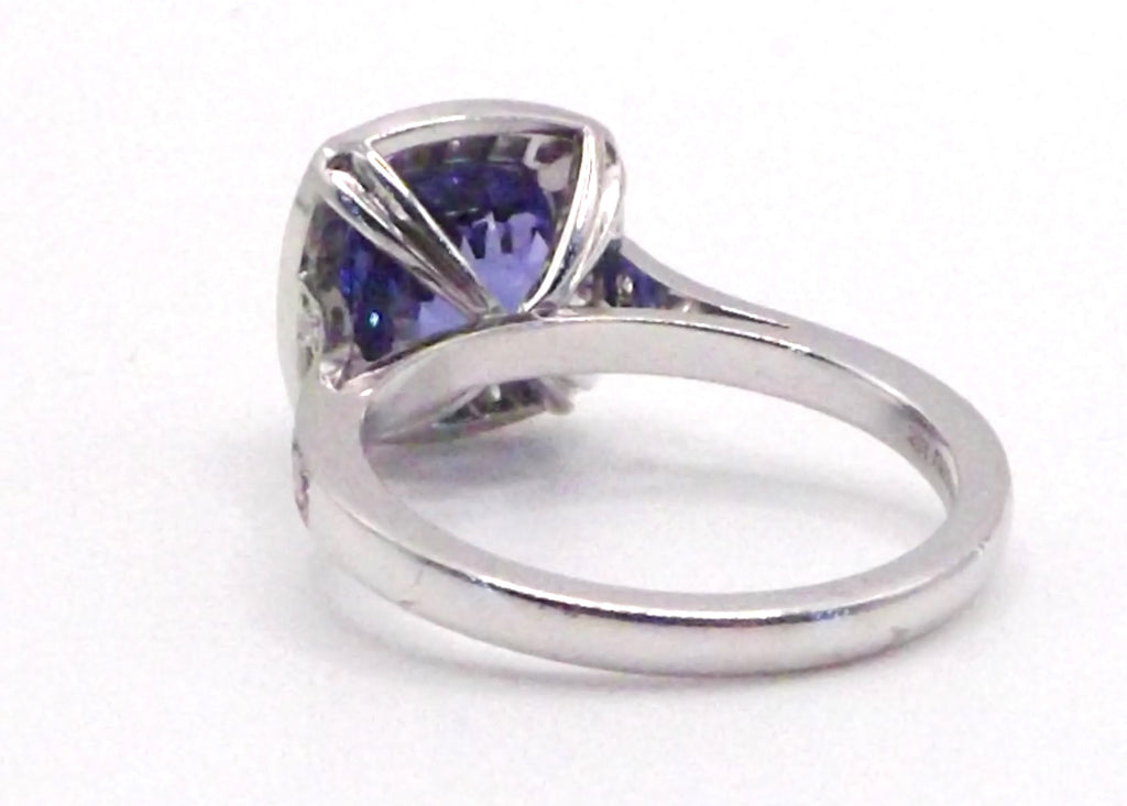 18ct White Gold Sri Lanken Blue Sapphire and Diamond Ring