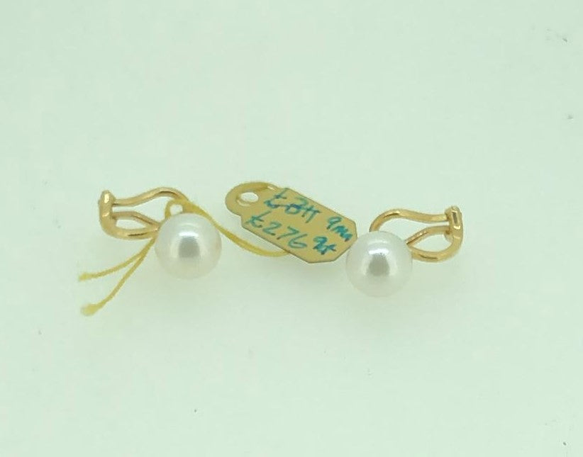 9 ct yellow Gold and pearl clip on earrings