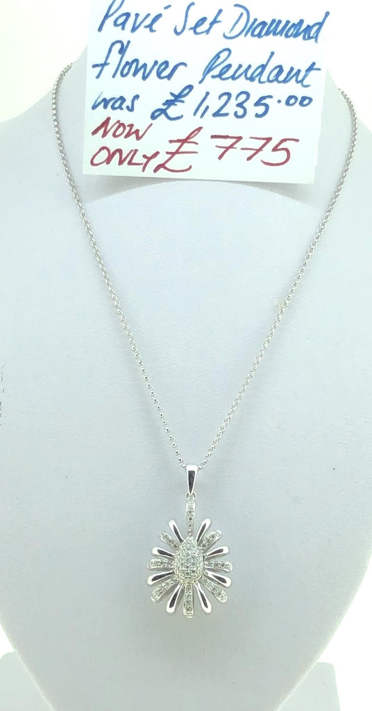 18 ct White Gold Pavi set Diamond flower shaped pendant