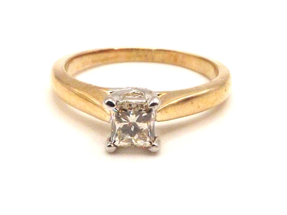 9 ct Yellow Gold ring with 0.36 ct diamonds ring