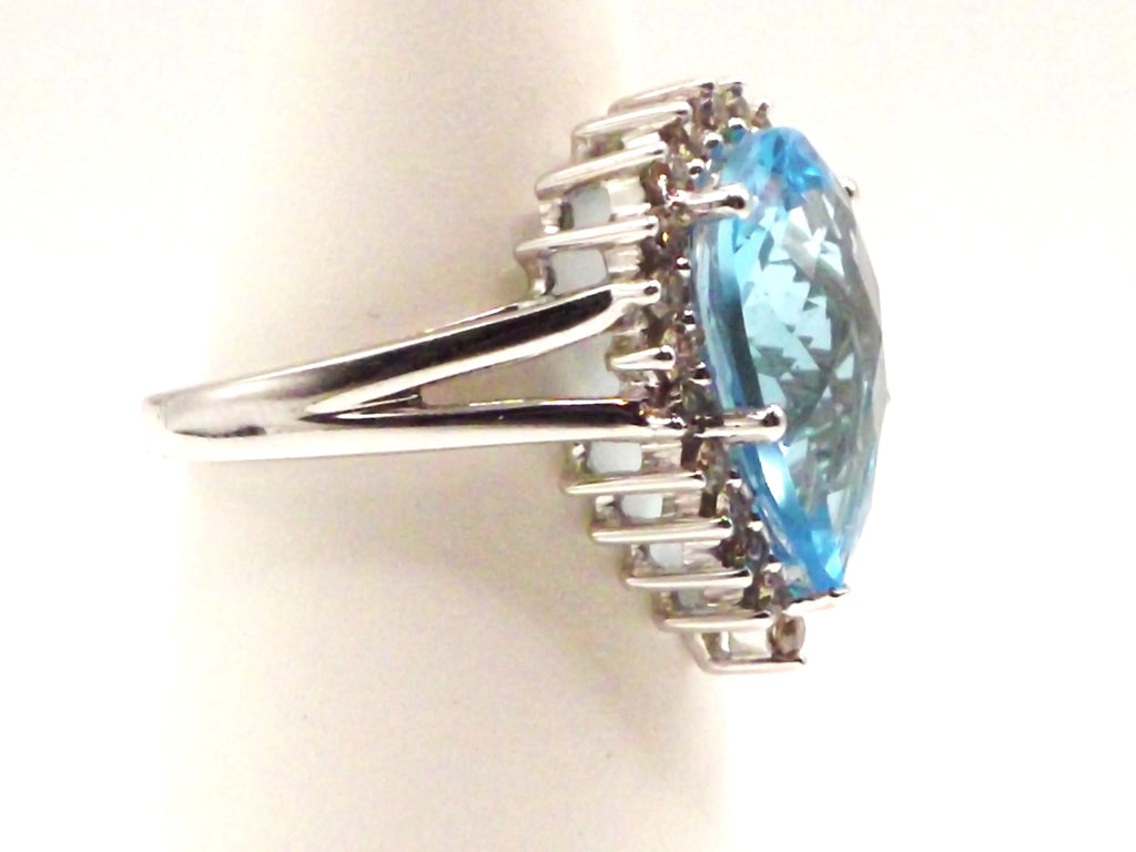 9 ct White Gold ring with 0.53 ct diamonds & Aquamarine ring
