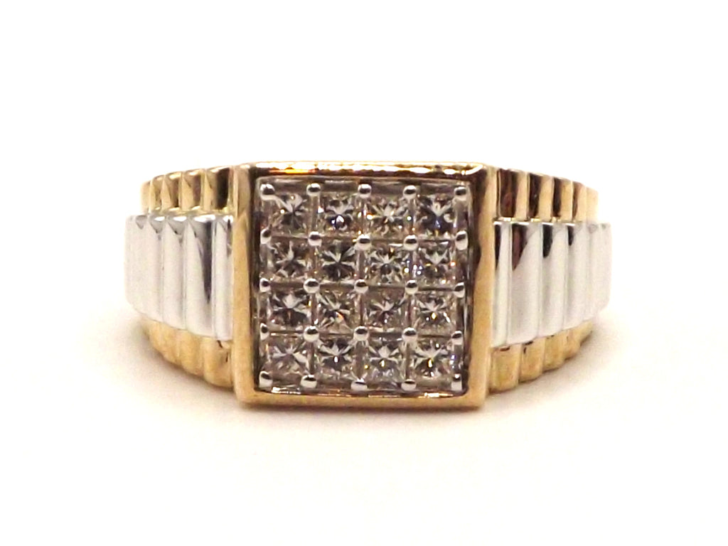 9 ct White and Yellow Gold ring with 1.02 ct diamonds