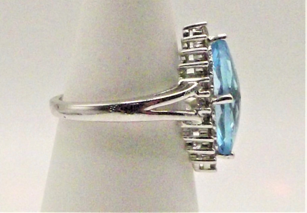 9 ct White Gold ring with 0.57 ct diamonds ring