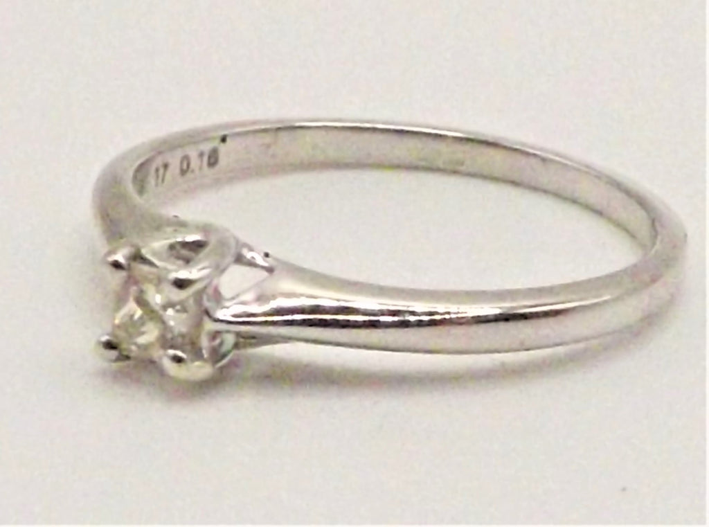 9 ct White Gold solitaire diamond ring