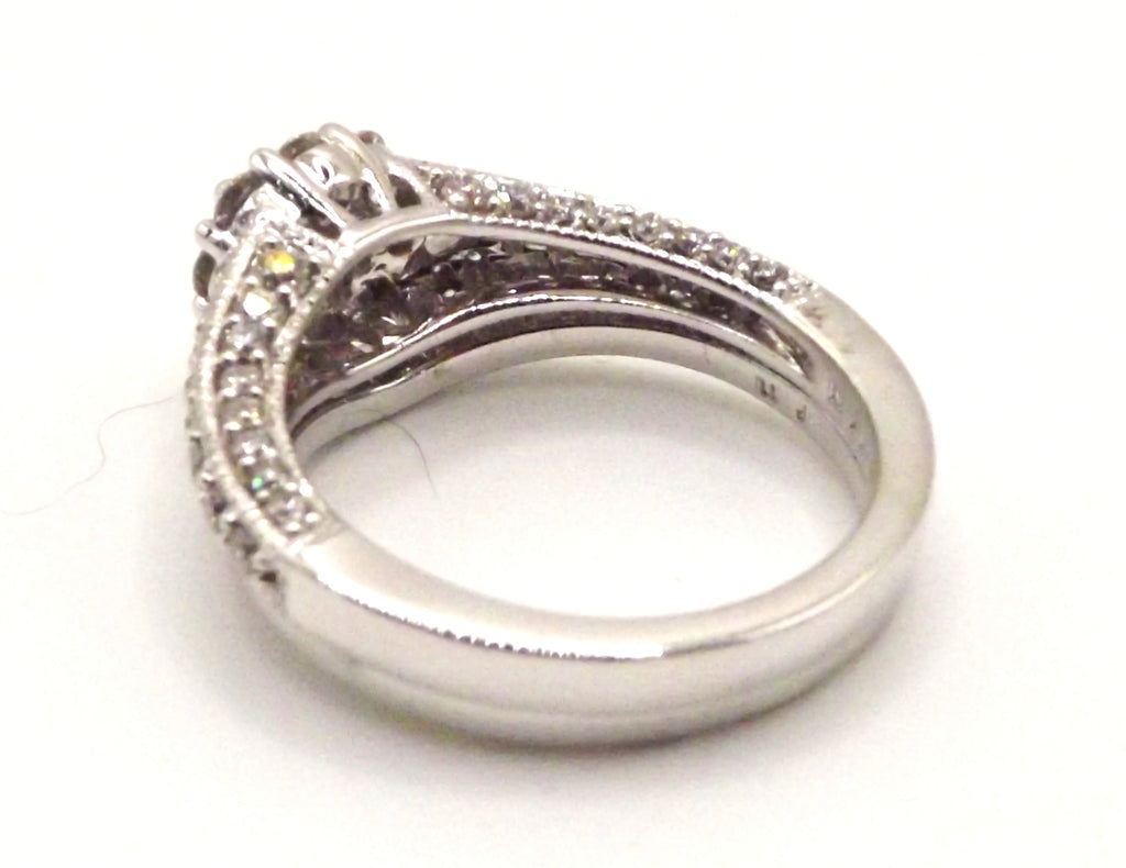 18 ct White Gold comprising of 2 rings with 1 ct of diamonds