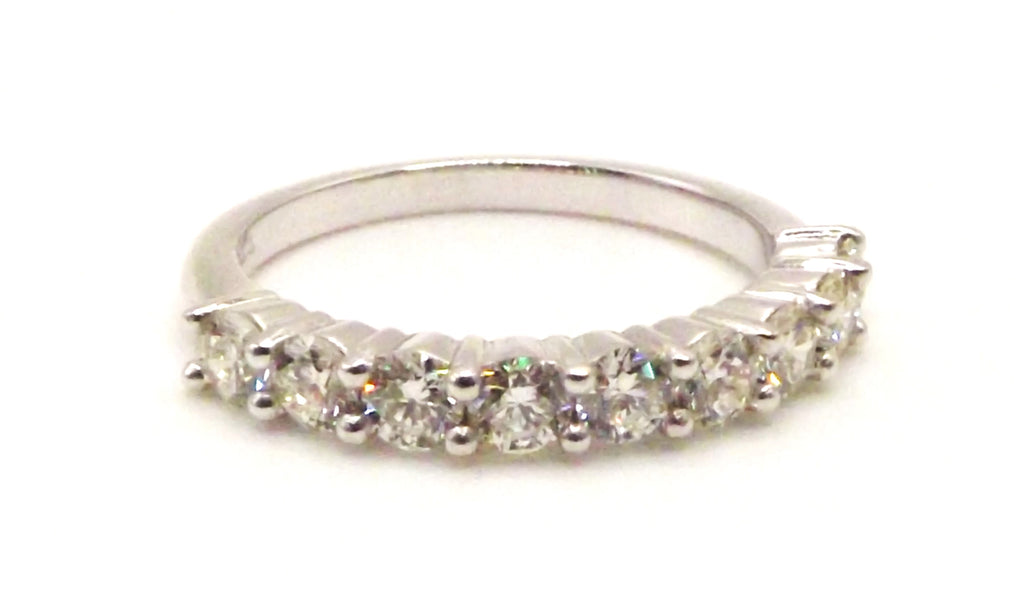 18 ct White Gold half eternity ring with 0.89 ct diamonds