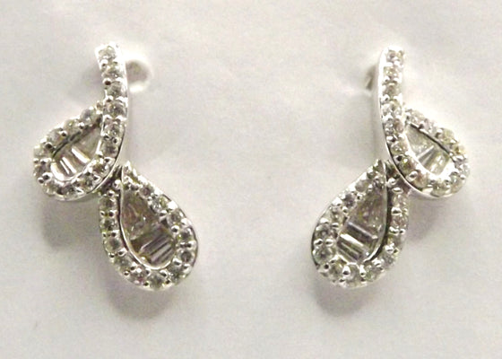 18 ct White Gold earrings with 0.20 ct diamonds